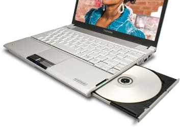 Toshiba выпустила самый легкий в мире ноутбук с SSD объемом 128 ГБ