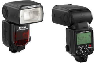 Ассортимент Nikon полнила профессиональная вспышка Speedlight SB-900 