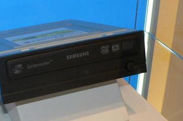 2 х 2: новые накопители Samsung для дисков DVD и Blu-ray