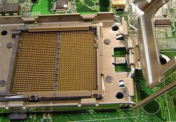Фото Socket F и некоторые подробности о новых процессорах AMD Opteron