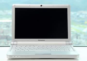 Lenovo выпустила облегченный вариант нетбука IdeaPad S9
