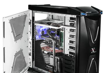 Thermaltake XPRESSAR, корпус-холодильник