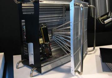 Фото дня: корпус на тепловых трубках Thermalright HSC, в котором не нужен кулер для CPU