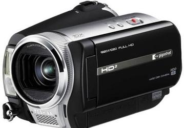 Toshiba анонсирует самую маленькую FullHD-видеокамеру с HDD