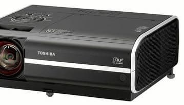 Toshiba: проекторы ex20 и ew25