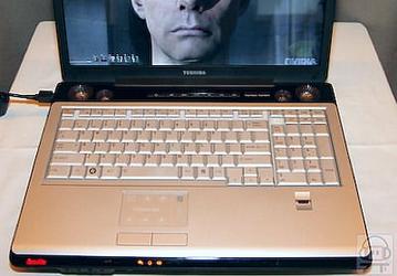 Первые данные о "засветившемся" игровом ноутбуке Toshiba Satellite X200
