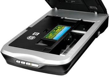 Epson V500 Photo: сканер с белой светодиодной подсветкой