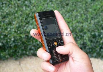"Извини Ericsson" или новый клон W610i