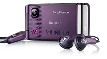 Sony Ericsson W380i поступил в продажу