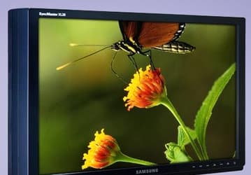 Фото дня: 30-дюймовый монитор Samsung со светодиодной подсветкой (обновлено)