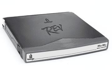 Iomega REV Loader 280: доступ к 8 сменным дискам общим объемом 560 Гб
