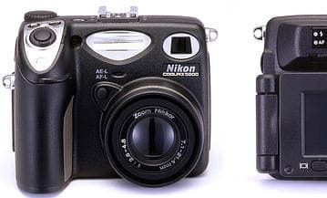 5-мегапиксельный Nikon Coolpix 5000