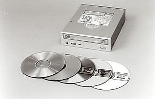 Комбо CD/DVD-R/RW/RAM привод от Hitachi