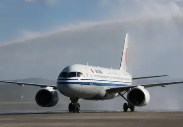 Китайский заменитель Boeing 737 и Airbus A320 нарасхват — производство COMAC C919 не поспевает за спросом