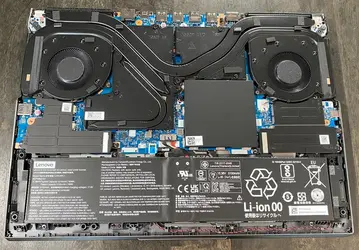 У ноутбука Lenovo Legion «заглючила» одна планка оперативной памяти на 32 ГБ — сервис «починил» ноутбук, просто убрав модуль памяти