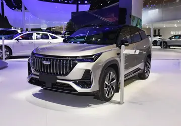 Представлен самый мощный (и экономичный) Geely Atlas — 313 л.с. и лидар на крыше