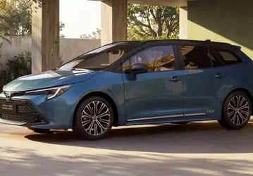 Представлена юбилейная Toyota Corolla