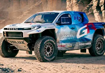 Таких Toyota Hilux ещё не было: представила уникальный прототип для «Дакара-2027»