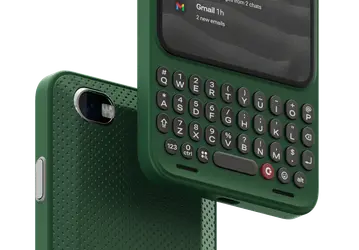 12 ГБ ОЗУ, Android и настоящая клавиатура. Clicks Communicator доработали перед релизом — больше памяти и больше батарея