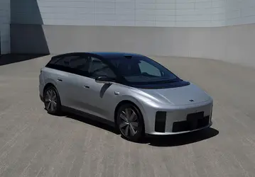 Почти 2 млн проданных машин и новый i6: Li Auto готовится к европейской экспансии