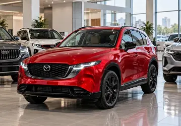 Россияне активно покупают новые Mazda CX-5 из Китая и подержанные Toyota Corolla из Японии: импорт автомобилей в Россию продолжает расти