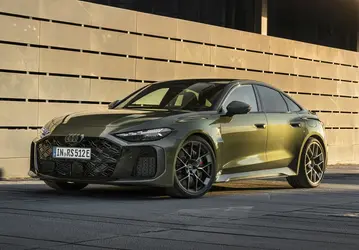 Быстро, мощно и — дорого. В Россию привезли Audi RS5 нового поколения: 639 л.с. и полный привод за 22 млн рублей