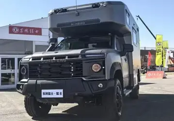  Китайцы представили необычный автодом Mengshi Meng 8 на базе армейского грузовика: 6,7-литровый мотор, бак на 210 литров топлива, двуспальная кровать и даже кислородный концентратор