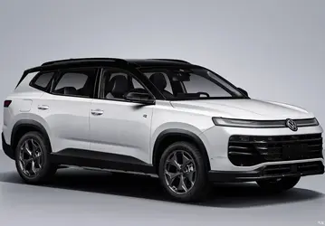 Volkswagen растянула T-Roc так, что он оказался длиннее Tiguan по колесной баззе: рассекречен совершенно новый Volkswagen T-Roc L