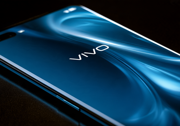 Экран Visinox OLED, перископическая камера Sony и внешний объектив. Vivo S70 обрастает деталями
