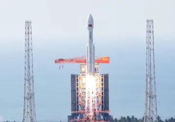 Китайская ракета «Чанчжэн-8А» за раз вывела 28 интернет-спутников — на их базе развернут связь 6G