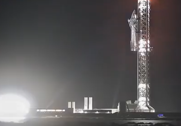 SpaceX постарается поймать Starship и Super Heavy⁠: Ship 42 готовится запустить двигатели, а Ship 43 подвесили на башне Mechzilla 