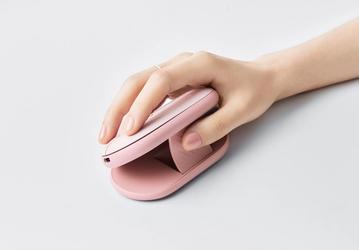 Мышка Logitech Pebble Up умеет превращаться из обычной в полувертикальную 