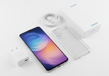 Samsung Galaxy A52, его коробка и комплект поставки на живых фото. Смартфон полноценно защищен от воды