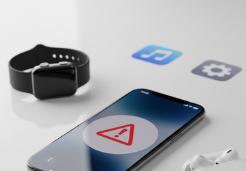 Apple подтвердила баги iPhone 13