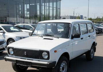 Последняя «Надежда» АвтоВАЗа. В России продают полноприводный минивэн Lada-2120 «Надежда» на шасси «Нивы» — «почти как новый с завода»