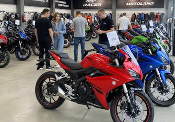 С «Явы», «Урала» и «Минска» на Motoland, Regulmoto и Racer: россияне всё активнее пересаживаются на мотоциклы, названы самые популярные