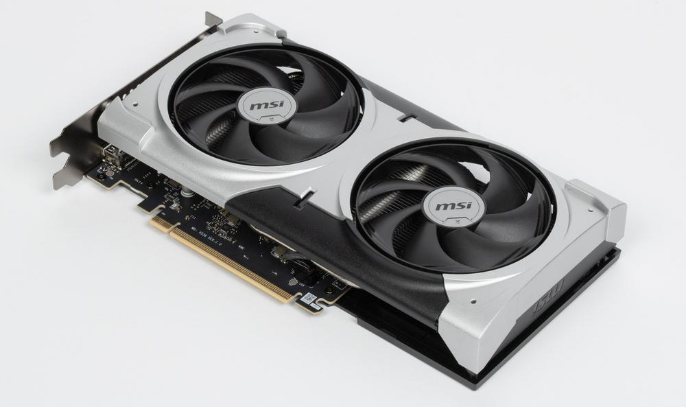 Комплект поставки видеокарты MSI RTX 5060 Ti Ventus