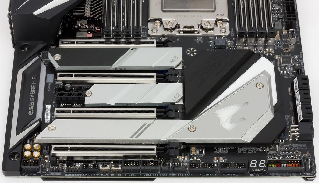 Материнская плата X399 Aorus Xtreme на чипсете AMD X399, фото 9