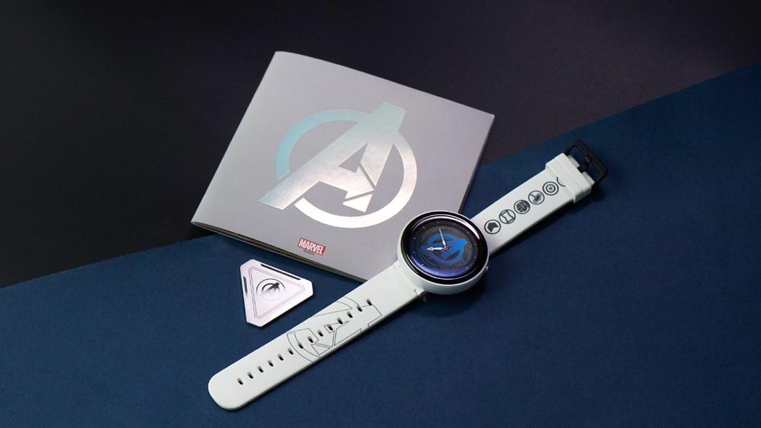 Специальная версия новинки Huami Amazfit позирует на живых фото, фото 5