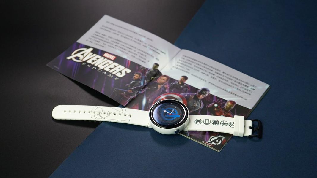 Специальная версия новинки Huami Amazfit позирует на живых фото, фото 4