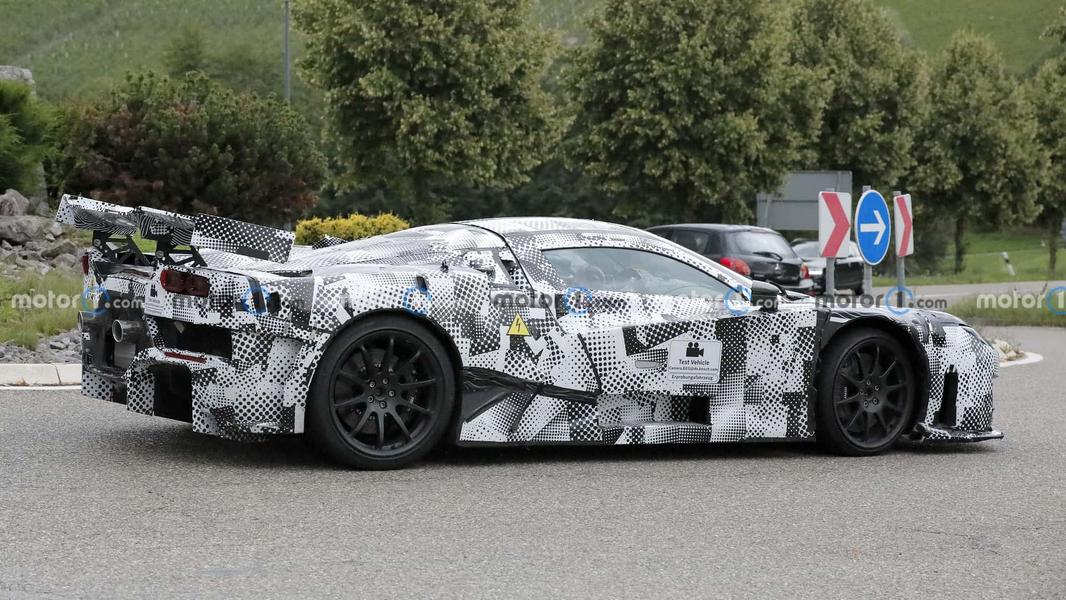Это совершенно новый гиперкар Ferrari. Опубликованы первые фотографии, фото 1