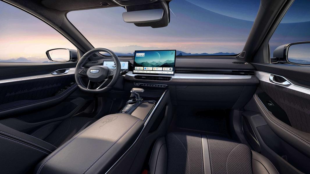 Фото Geely