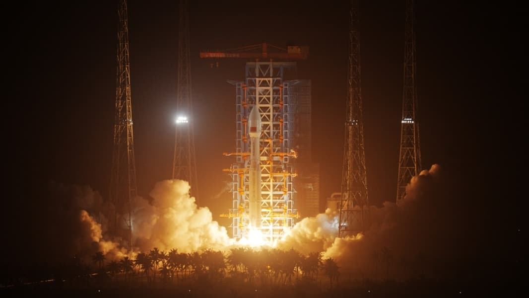 Китай вывел на орбиту новую группу спутников для конкурента Starlink — глобальной сети Qianfan