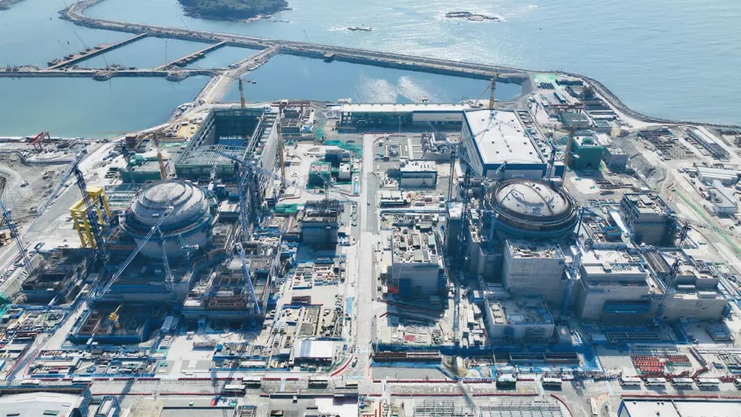 Китай запускает 8 новых ядерных реакторов: инвестиции превысят $25 млрд