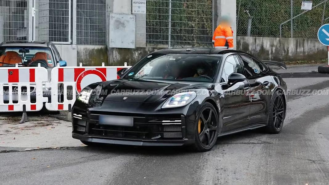 Фото Carbuzz