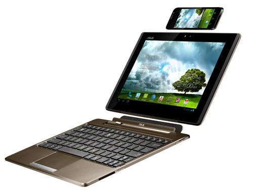 ASUS Padfone представляет собой трансформер или матрешку