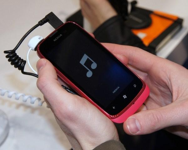 Nokia Lumia 610