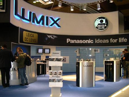 Новые цифровые фотокамеры Panasonic Lumix, фото 1