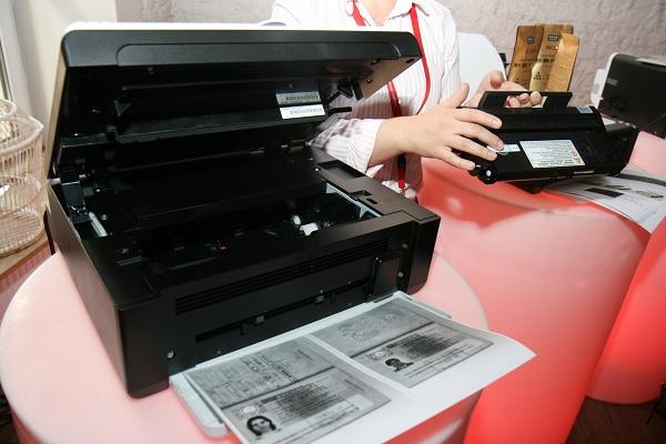 Монохромные МФУ начального уровня SP 100SU и SP 100SF