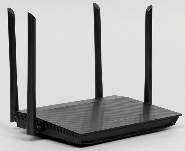 Внешний вид Asus RT-AC1200G+